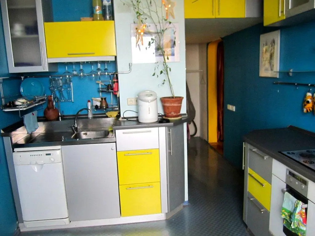 Risingsun Apartment