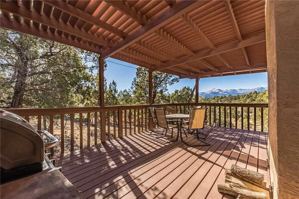 Christi and Don's Nuthouse by Ruidoso Vacation Rentals