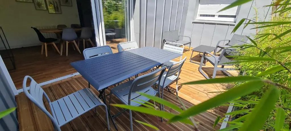 LE POULORIO TERRASSE - T3 - 2 salles de douches - RDC - ByLocly