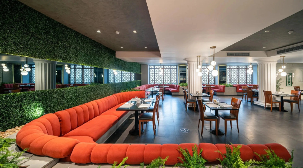 Отель Pyramisa Suites Cairo