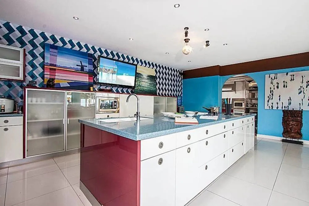 Pratumnak Argyle Villa 8 Beds