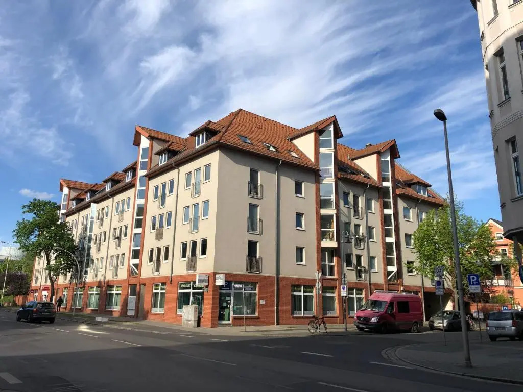 Eigenes Apartment im Herzen der Stadt mit Balkon und WLAN II