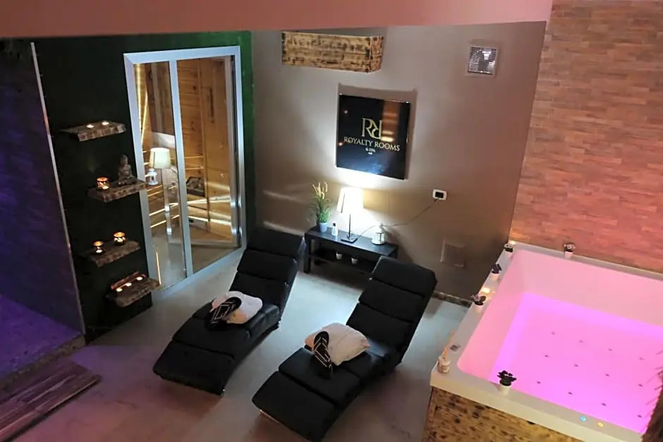 Royalty room spa