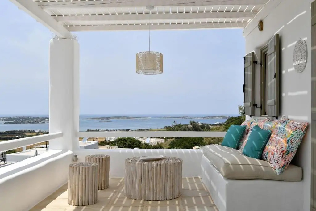 Luxury Paros Villa Villa Calypso Beautiful Serene Sleeps up to 11 Glisidia