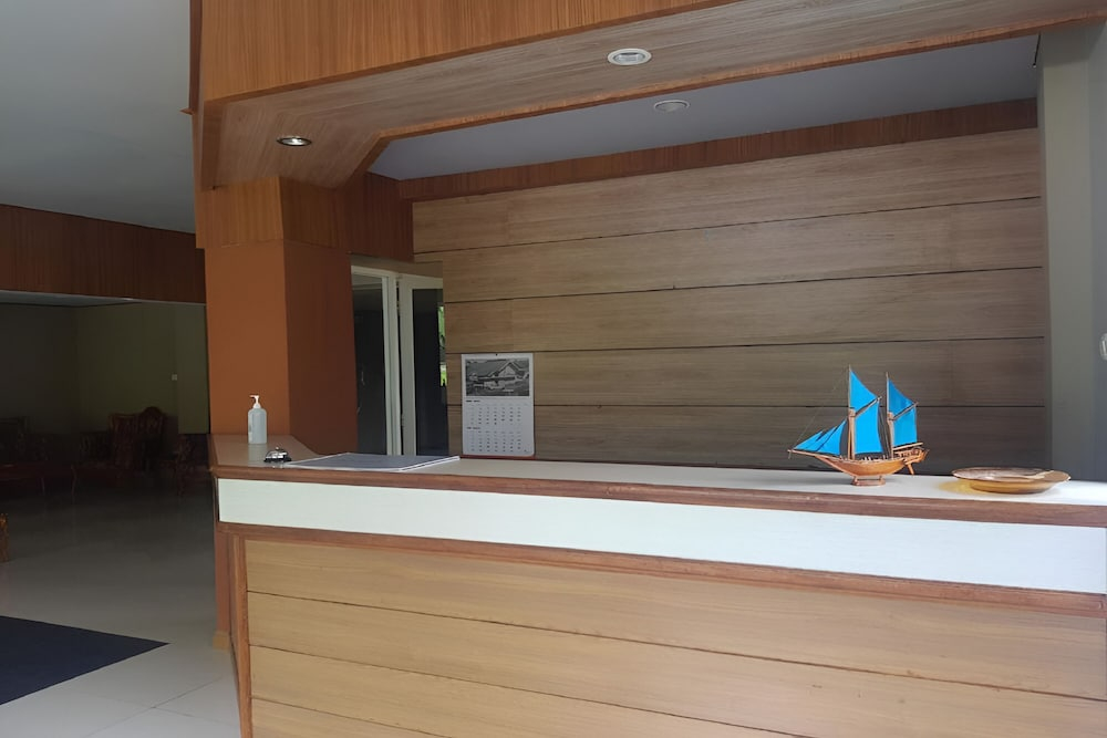 Hotel O Wisma Tulip Near Masjid Besar Desa Tanabangka