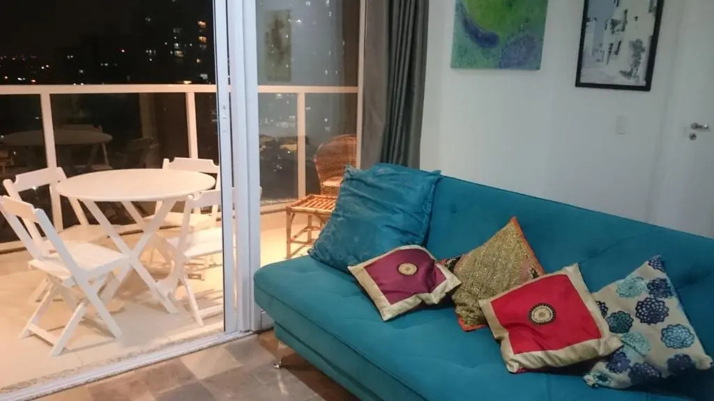 Studio mobiliado