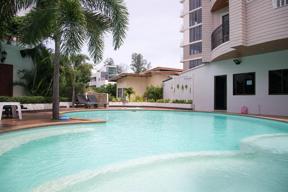 Boat Lodge Resort