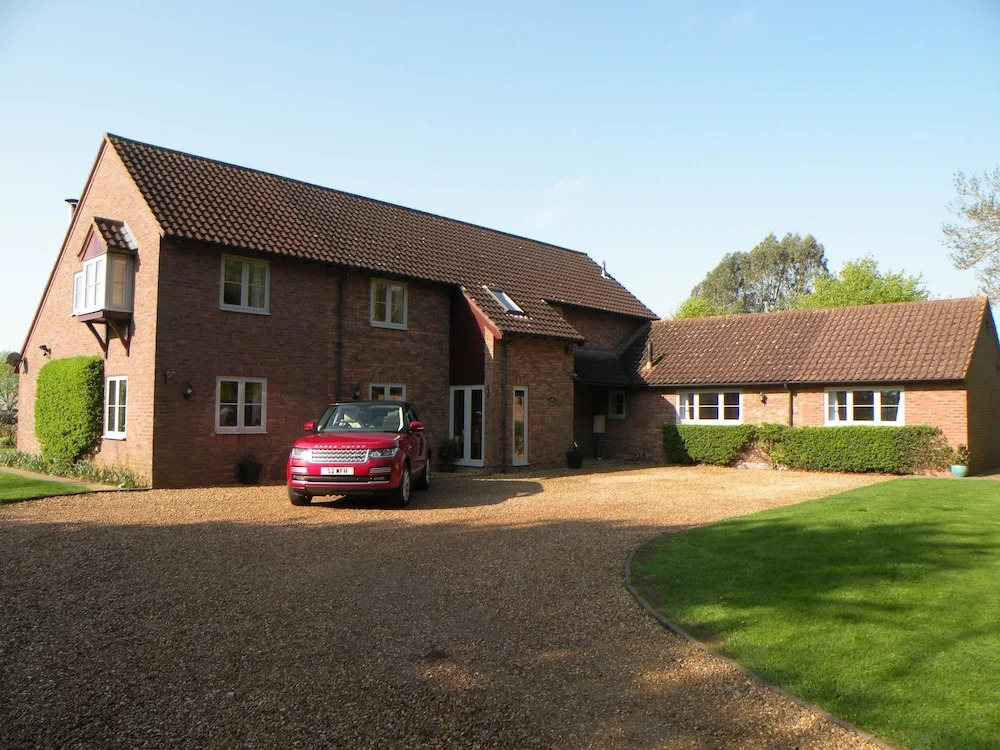 Woodfield House
