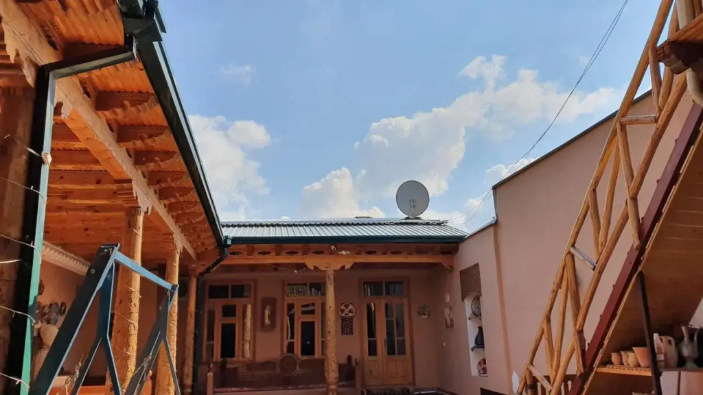 MOHINUR Hostel