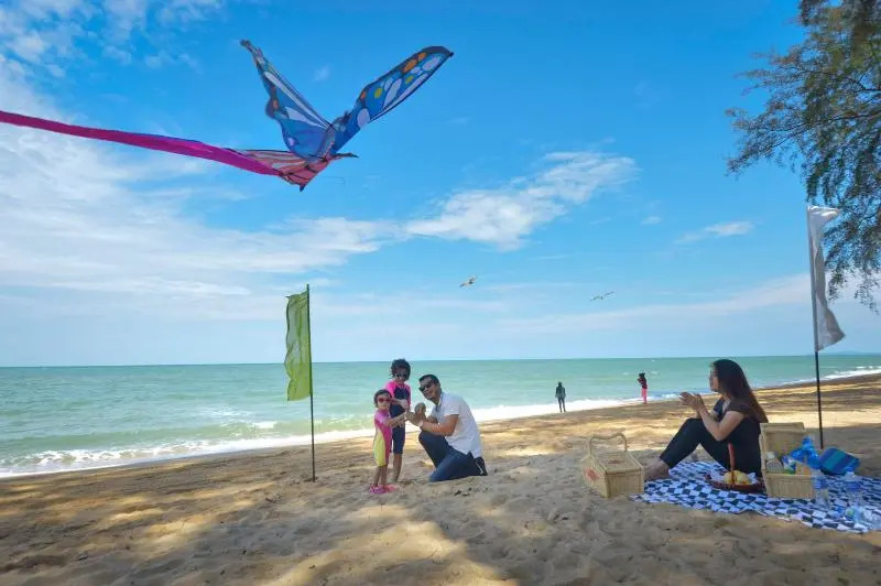 ēRYAbySURIA Cherating