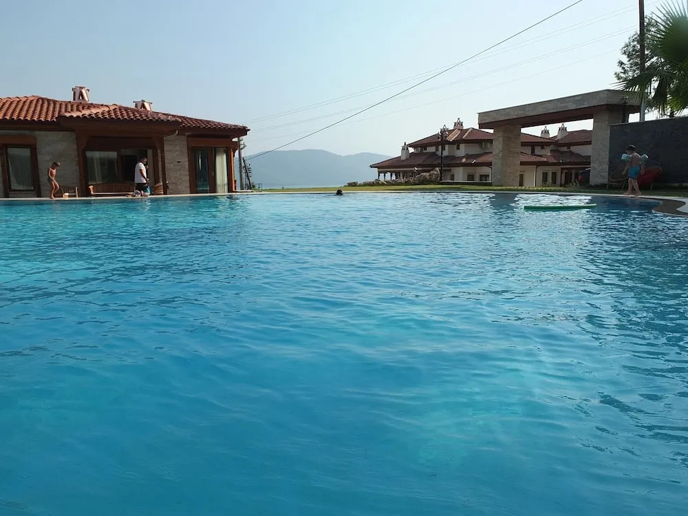 Akyaka House