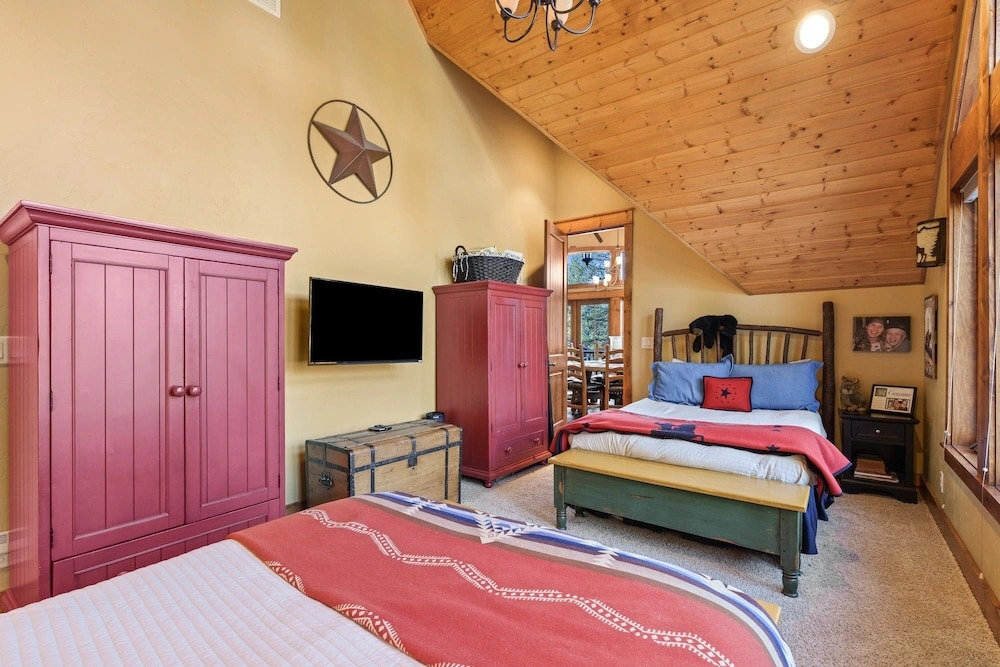 Deschutes Reserve 4 Bedroom Home