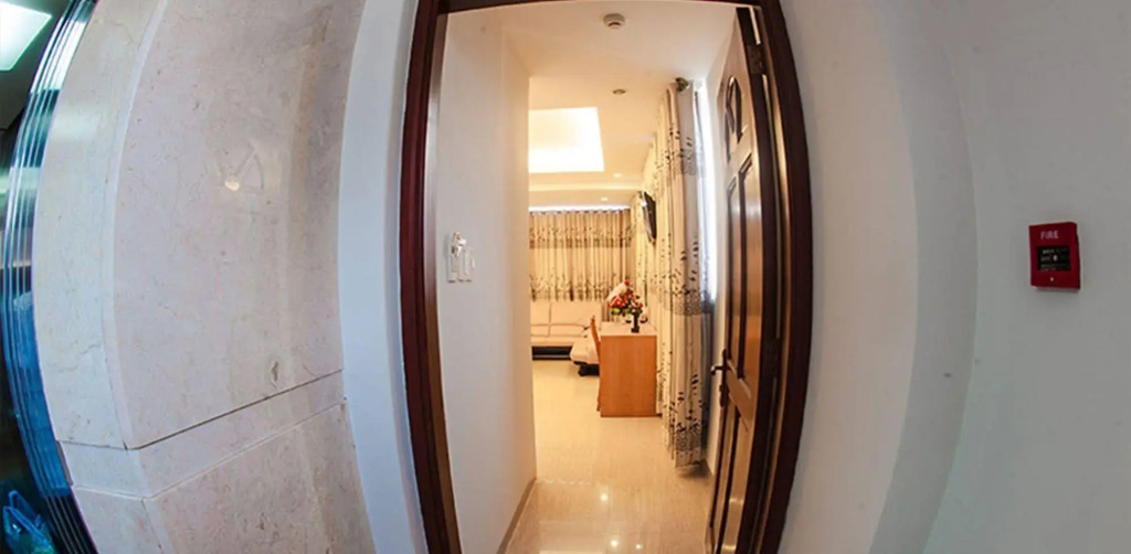 Lucky Star Hotel 266 De Tham