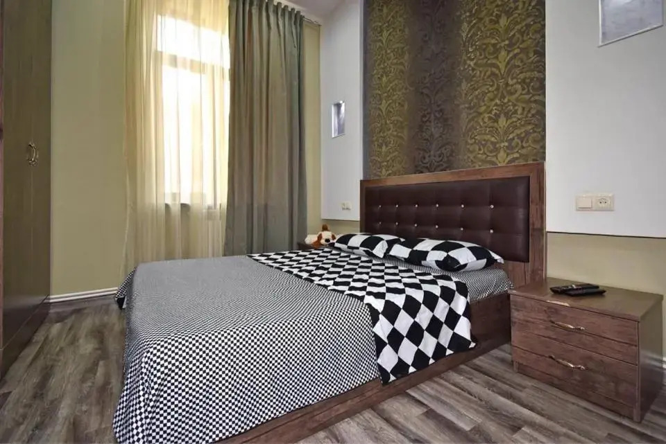 Amiryan street, 1 bedroom New Renovated, Modern apartment AM777