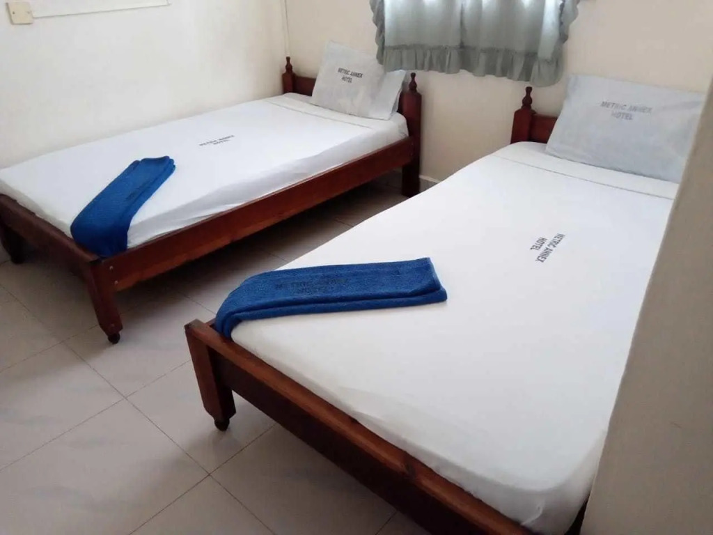 Metric Annex Hotel