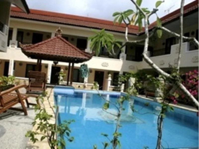 Hotel Miki