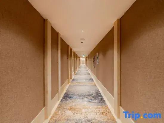 Hezhong Guanjing Hotel
