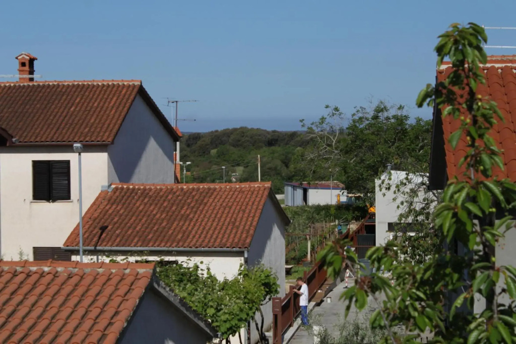 Family friendly apartments with a swimming pool Pula - 7610