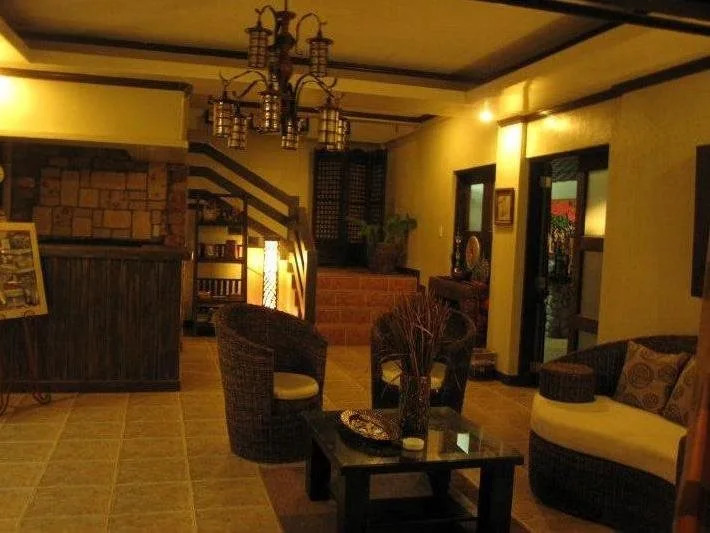 Country Inn Hotel and Restaurant