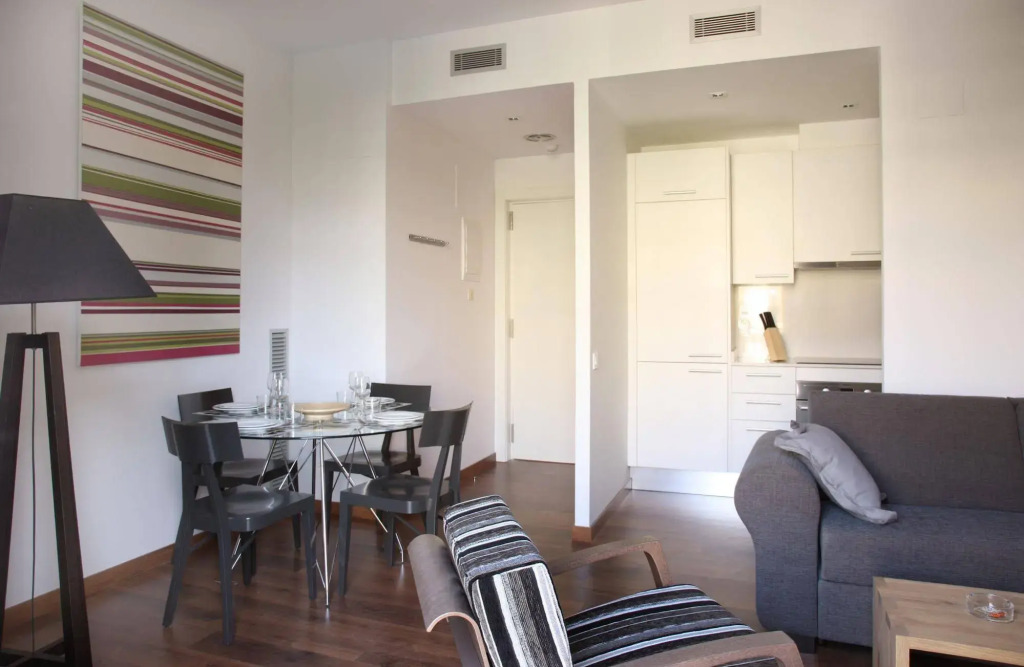 MH Apartments Suites