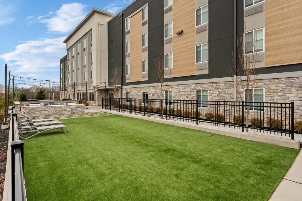 Everhome Suites Somerset - South Brunswick by Choice Hotels