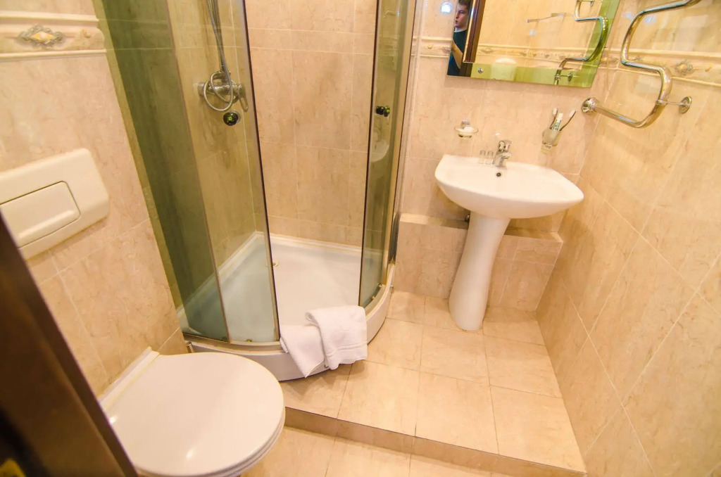 Parasat Hotel & Residence