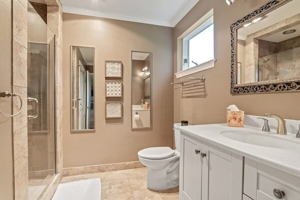 Updated 1-bedroom House in Baton Rouge