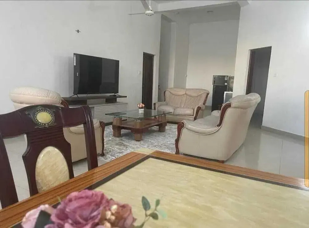 Lux Suites Mkomani Beachfront Apartment