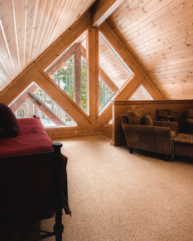 Serenity Pines Lodge in Shugart Flats