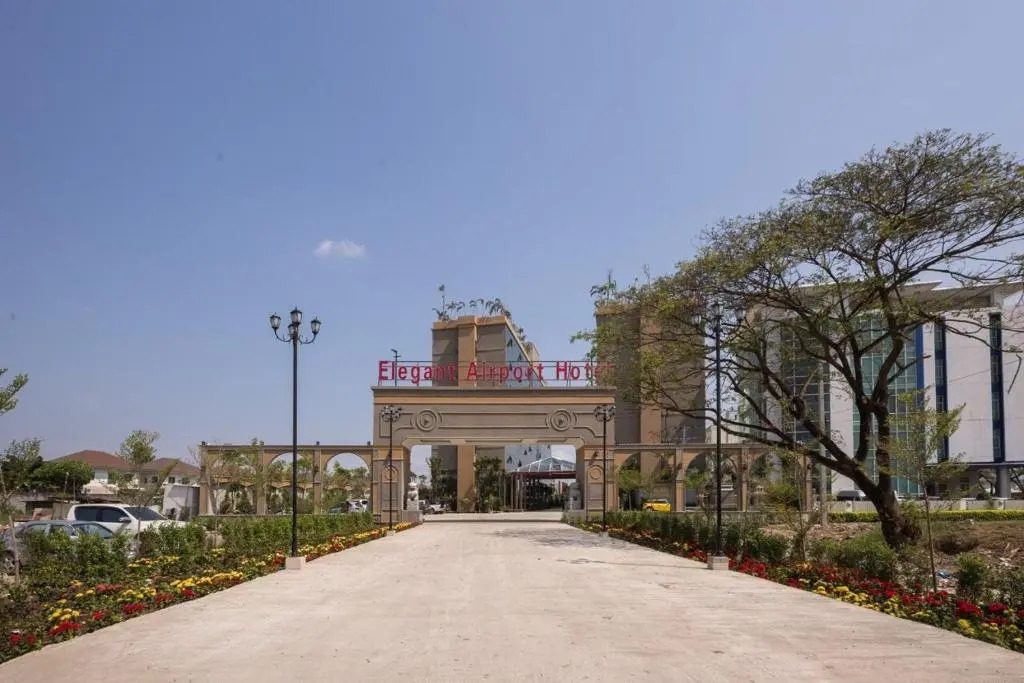 Elegant Airport Hotel