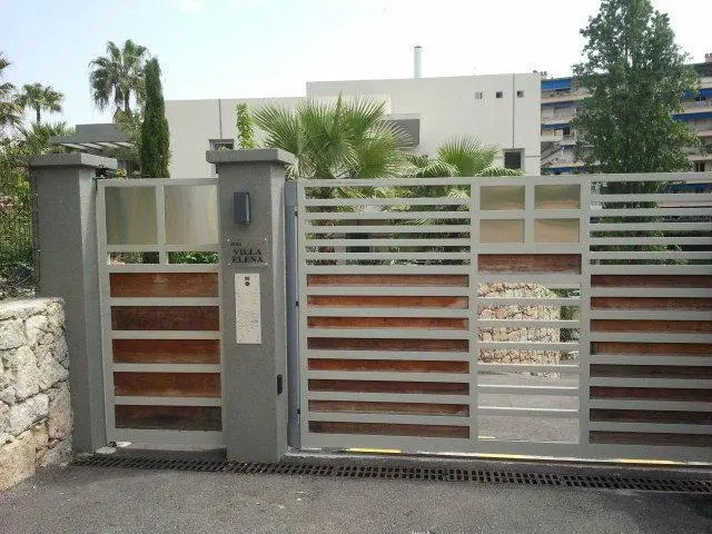 Villa Elena-Riou