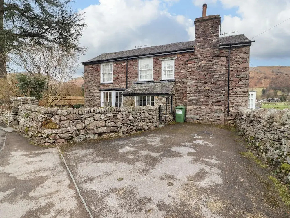 Pavement End Cottage