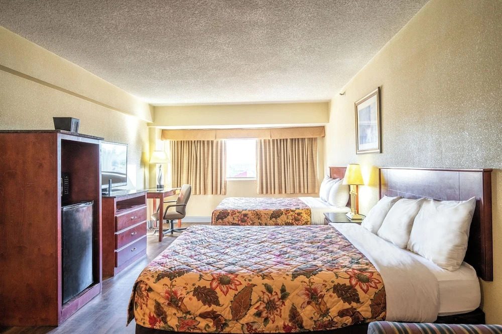 Dominion Inn and Suites