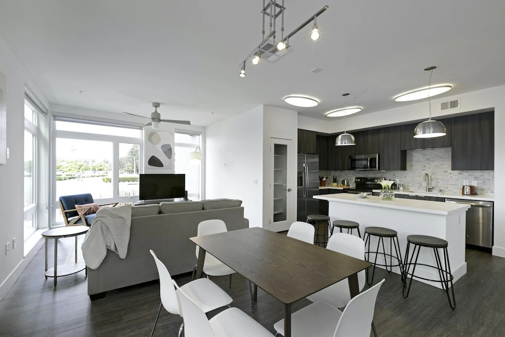 Kasa Orange County Apartments