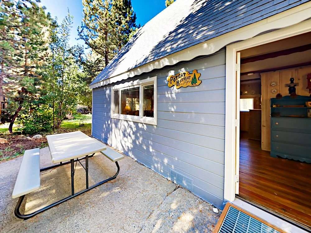 4023 Azure Avenue Home 2 Bedrooms 1 Bathroom Home