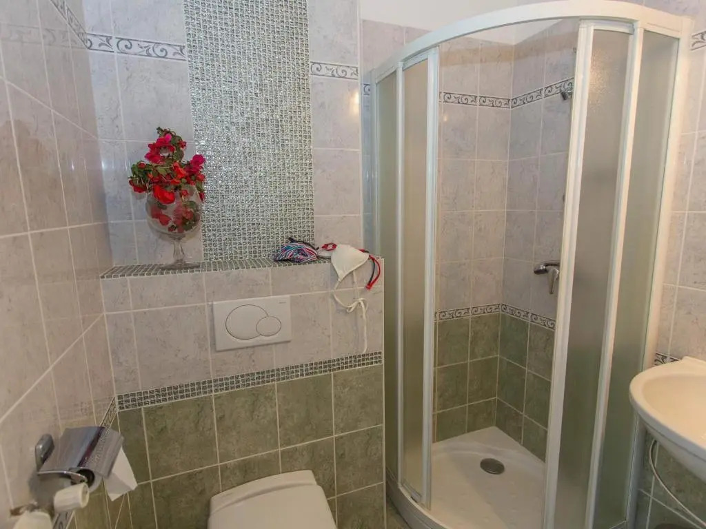 Studio Menton, 1 pièce, 2 personnes - FR-1-196-216