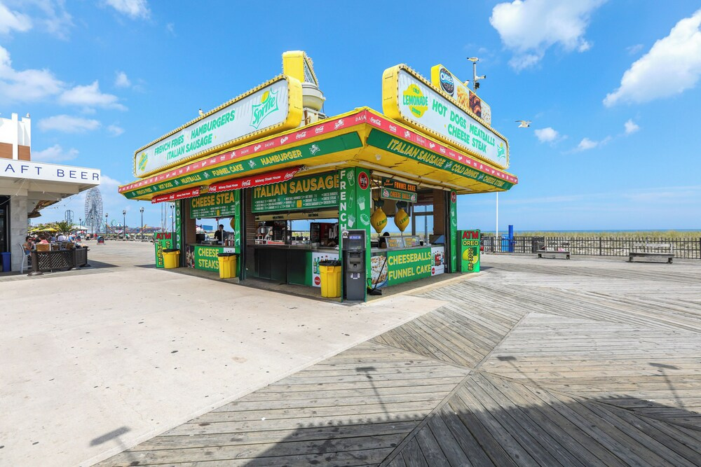 Seaside Heights Apartment Near Beach + Boardwalk!