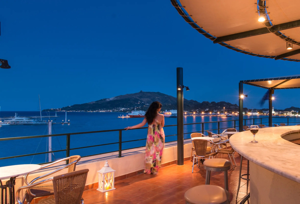 Strada Marina Hotel