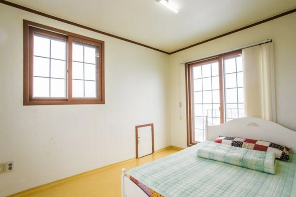 Chungju Mulian Foggy Pension