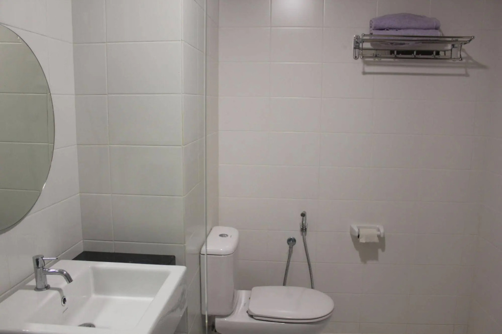 De Houz - Trefoil Setia Alam Home Stay
