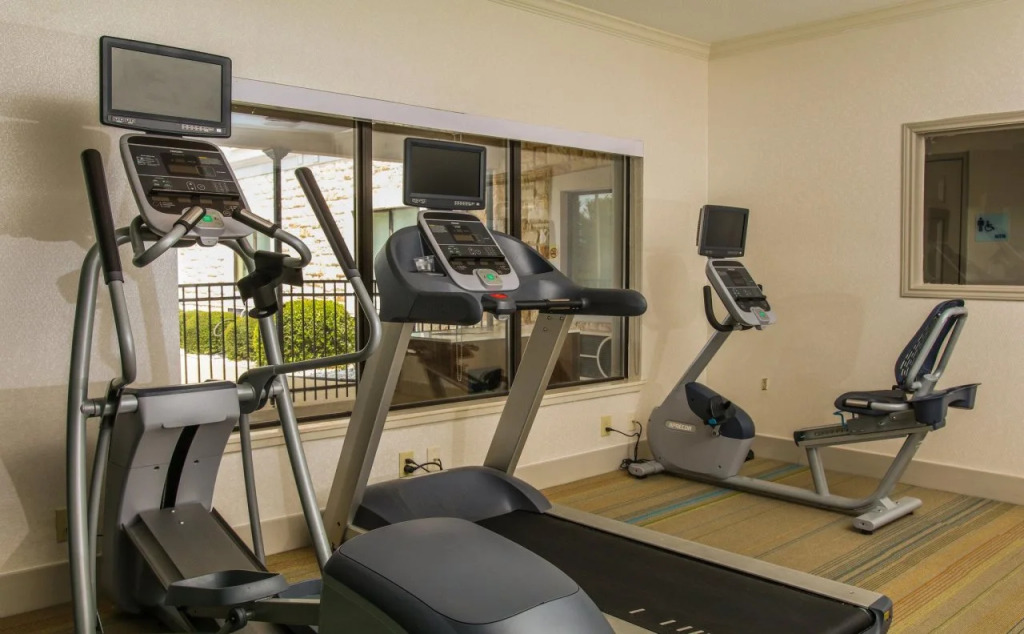 Holiday Inn Express Hotel & Suites Greenville by IHG