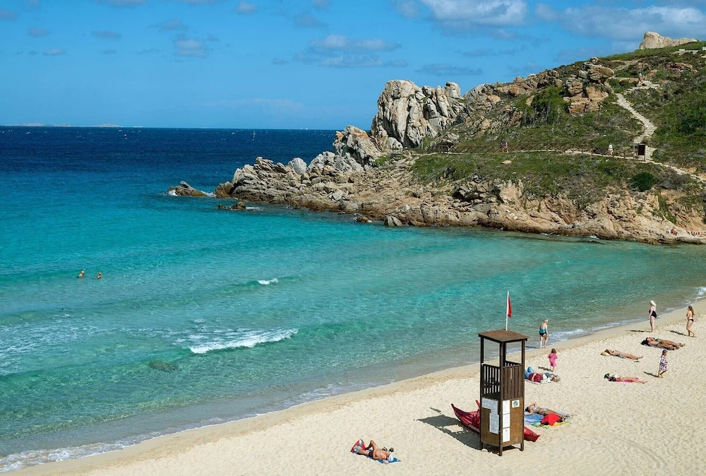 Glorious Residence Le Pavoncelle one Bedroom Sleeps Four Num1452
