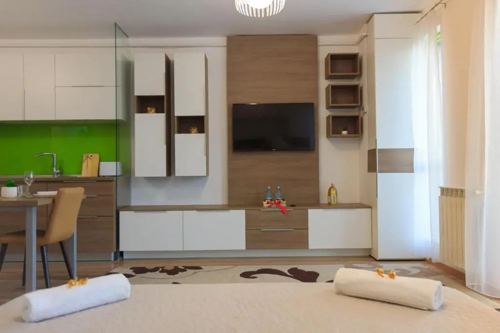 Gold Class Apartment AMS 63