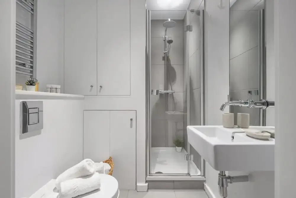 Chic 1BR Close to Tower & Thames