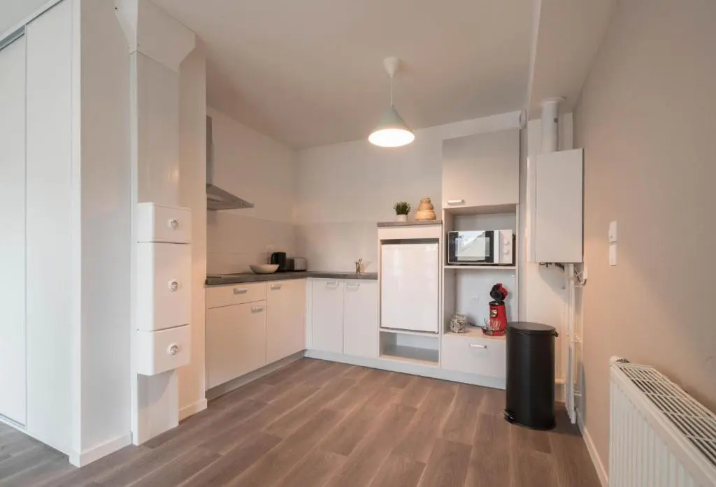NATHAN - Appartement proche gare, arrivée 24 24