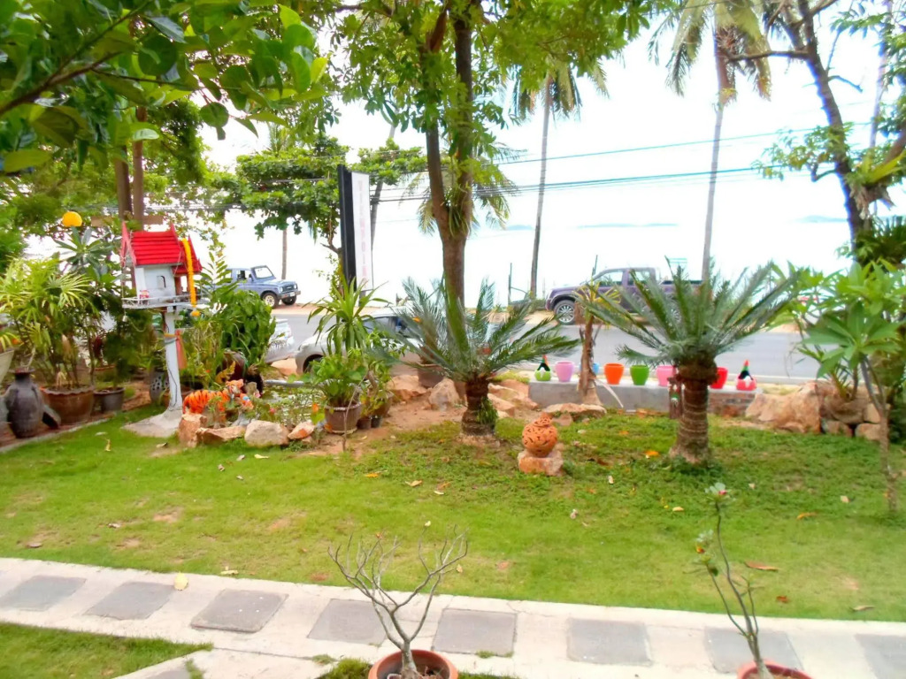 Bangrak Bungalow