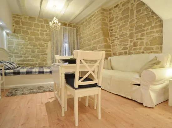 Studios Villa Rossella 4