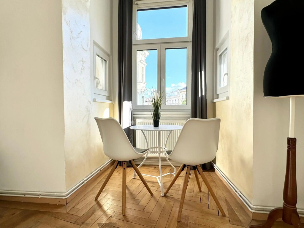Kutschker Apartments located at famous Vienna Kutschkermarkt