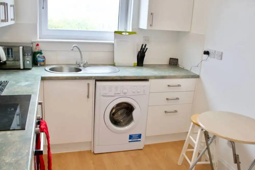 2 Bedroom Apartment Near Centre Of The City
