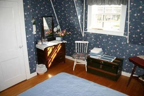 Water Street Lighthouse Bed & Breakfast